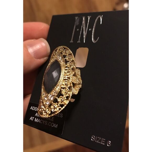 ✨HP✨Large Stone Filigree Statement Ring✨ - Picture 3 of 4